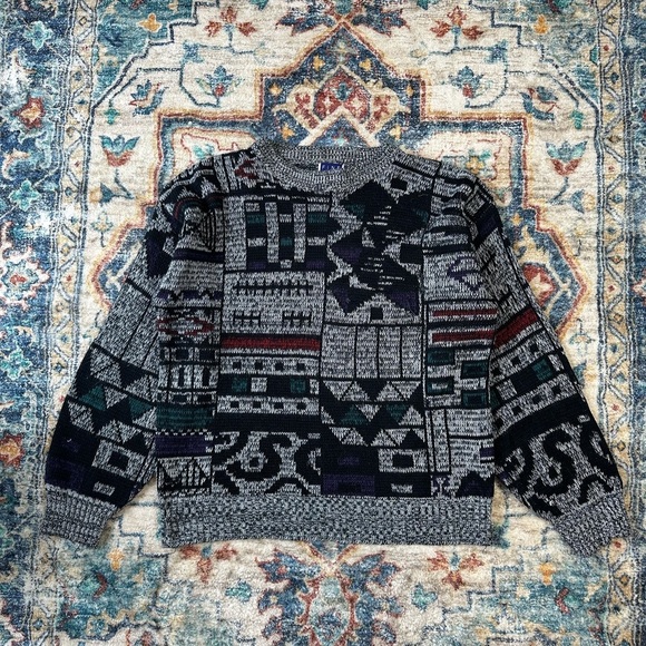 Vintage Other - Vintage Fine Line Abstract Shapes Pullover Sweater Medium